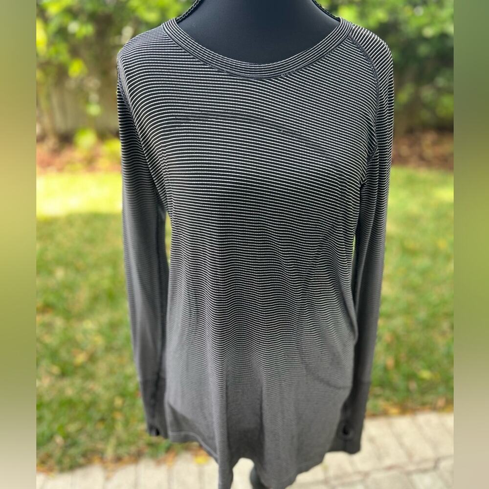 lululemon Swiftly Black and White Striped Long Sleeve Top Size 10